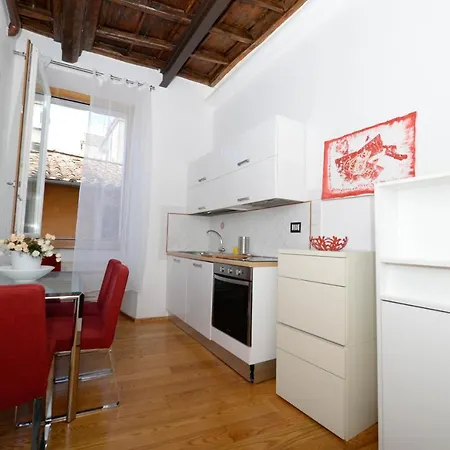 Campo De Fiori Relais Apartmanhotel 4*