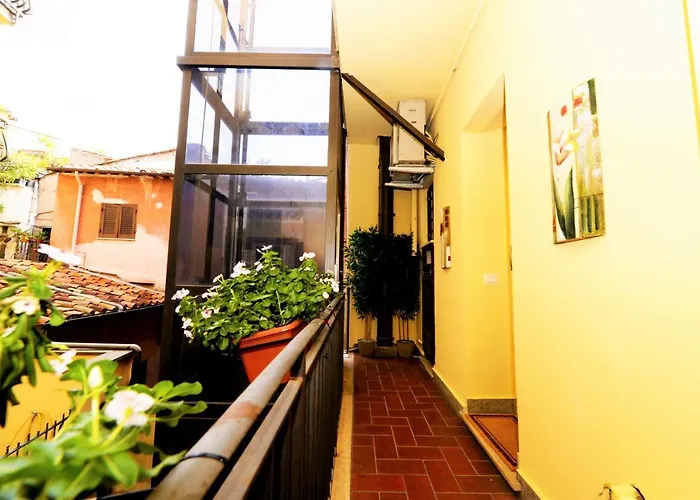 Apart-hotel Campo De Fiori Relais 4*