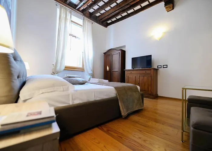 Apart-hotel Campo De Fiori Relais