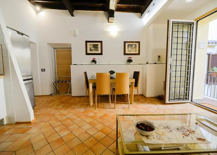 Apart-hotel Campo De Fiori Relais