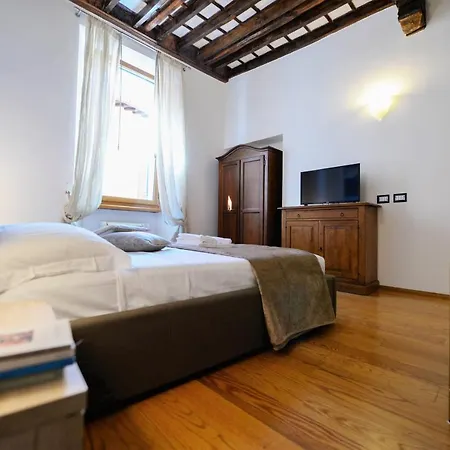 Aparthotel Campo De Fiori Relais