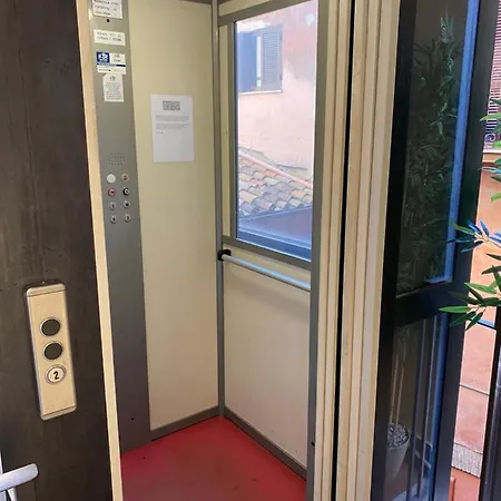 Aparthotel Campo De Fiori Relais Rom